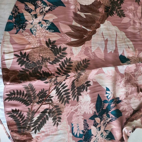 Witchery Smokey pin pleated top size 16 - Picture 3 of 7